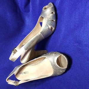 Gold Nine West sandal size 7